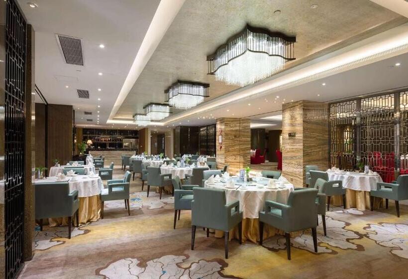 فندق Ramada Plaza Liuzhou Liudong