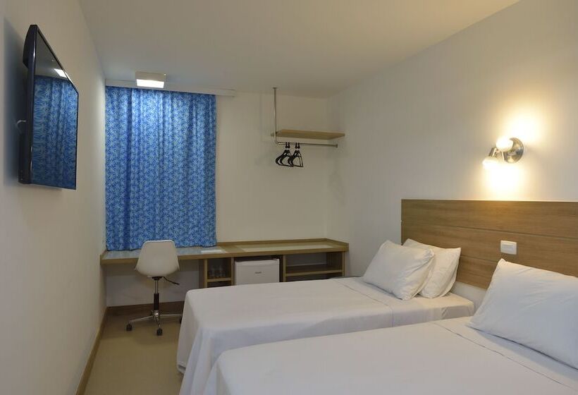 בית מלון כפרי Rede Andrade Express