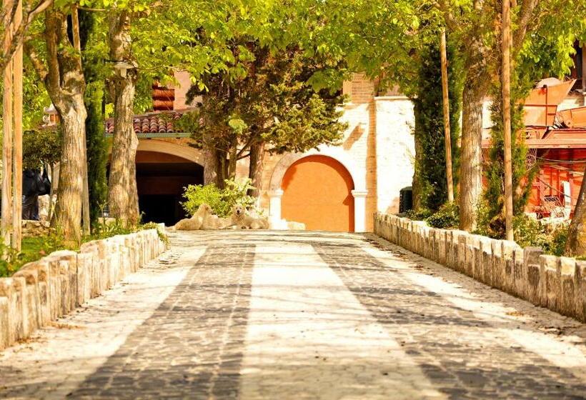 هتل روستایی La Valle Dell Aquila