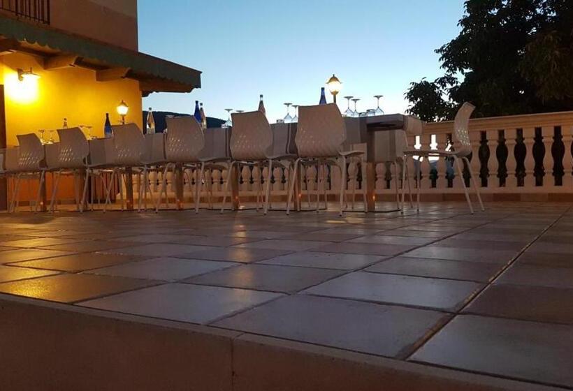 هتل روستایی La Valle Dell Aquila