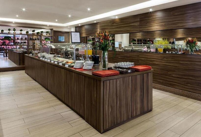 S4 Hotel águas Claras