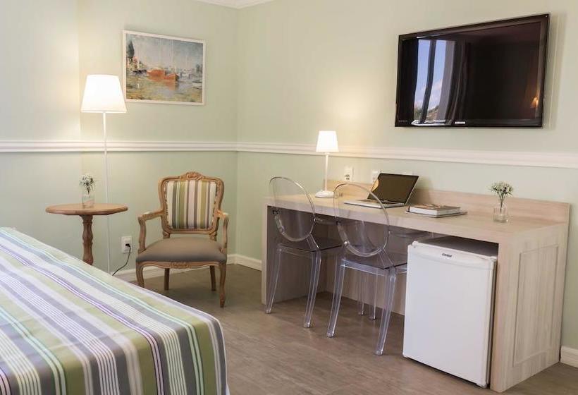 فندق Saint Louis