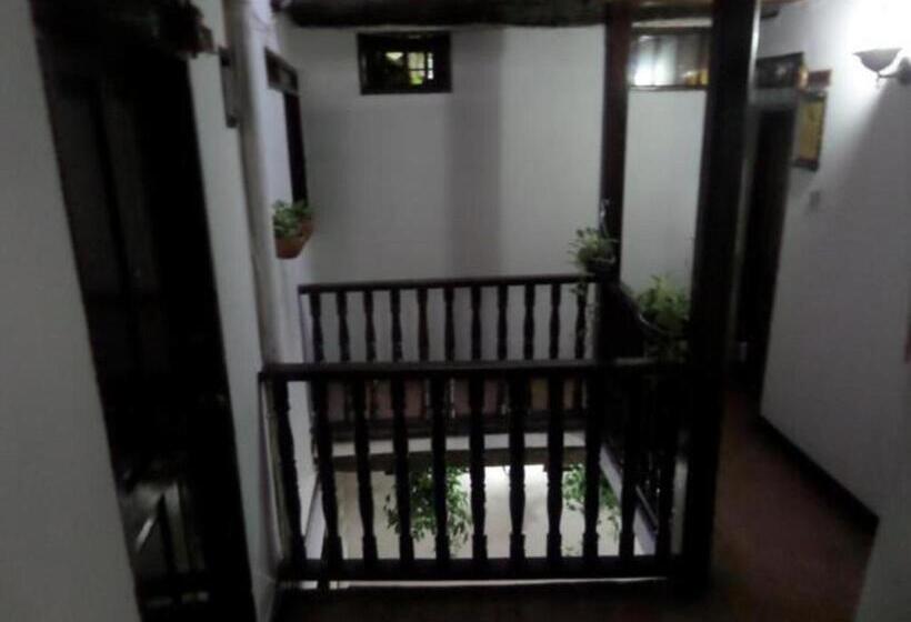 Отель San Roque