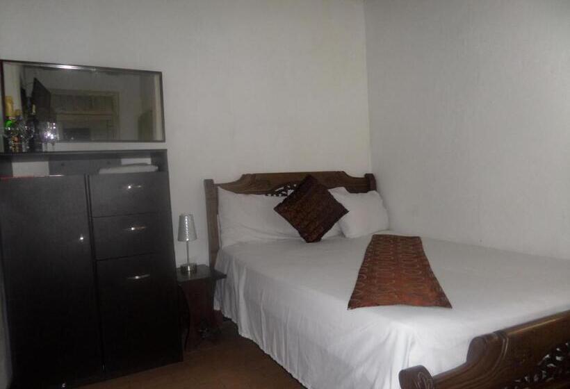 Отель San Roque