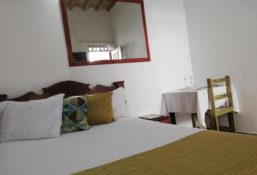 Отель San Roque