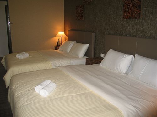 Отель Sarakraf Pavillion