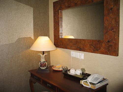 Отель Sarakraf Pavillion