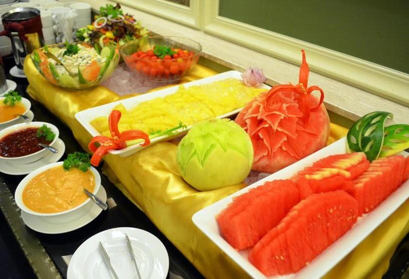 בית מלון כפרי Sentral Georgetown @ City Centre