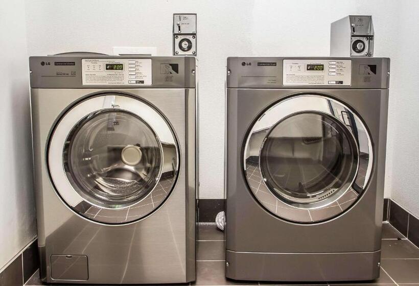 فندق Sleep Inn & Suites Blackwell I35