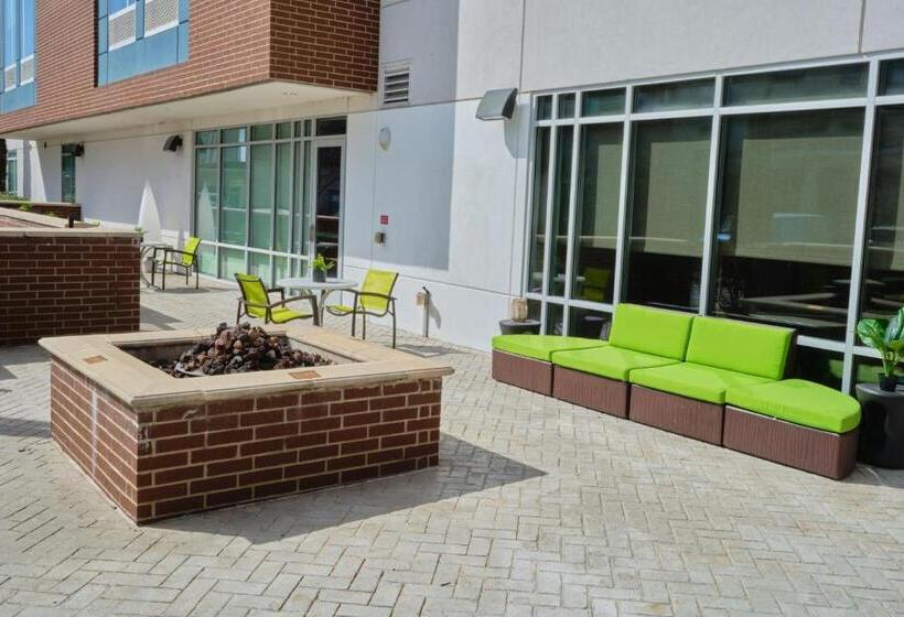 Отель Springhill Suites By Marriott Dallas Lewisville