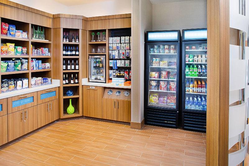 Отель Springhill Suites By Marriott Dallas Lewisville