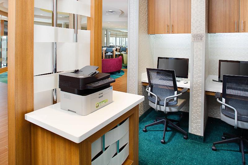 Отель Springhill Suites By Marriott Dallas Lewisville