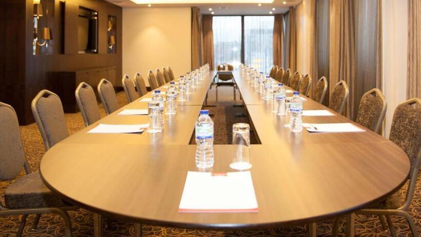 St George S Hotel   Wembley