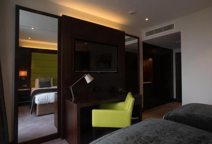 St George S Hotel   Wembley