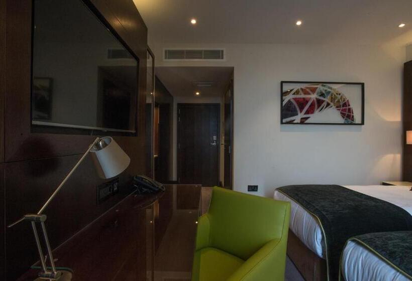 St George S Hotel   Wembley