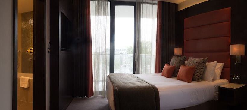 St George S Hotel   Wembley