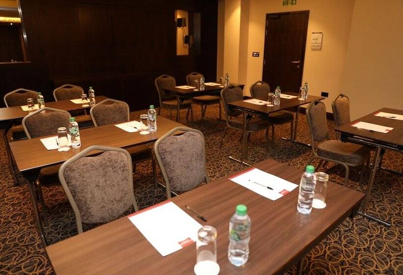 St George S Hotel   Wembley