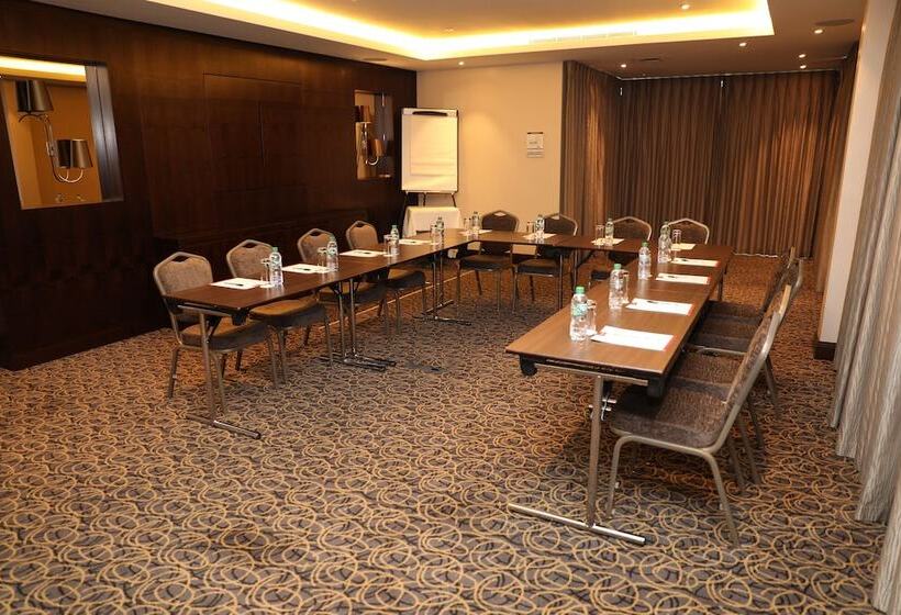 St George S Hotel   Wembley