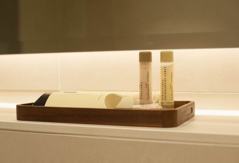 St George S Hotel   Wembley