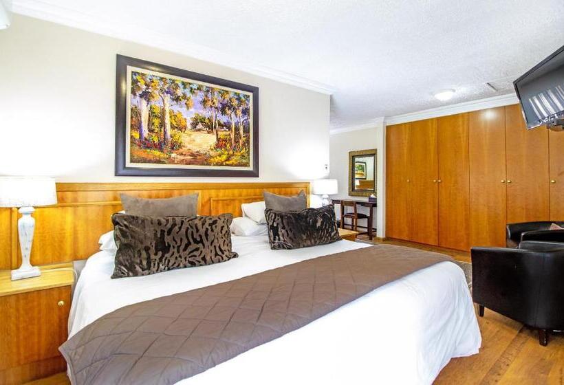 ホテル Sunward Park Guest House & Conference Center