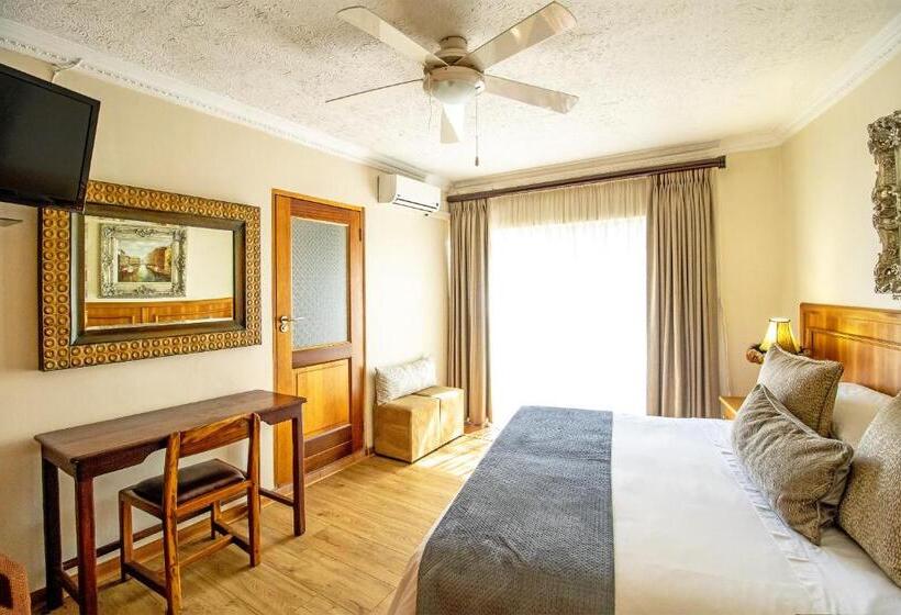 ホテル Sunward Park Guest House & Conference Center