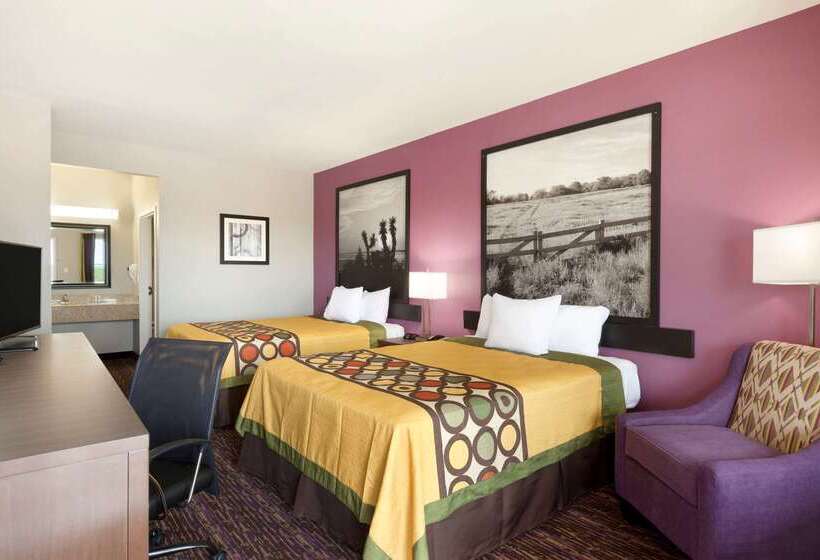 בית מלון כפרי Super 8 By Wyndham Carrizo Springs