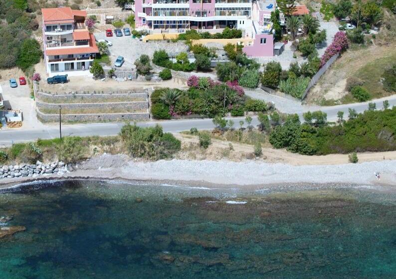 Отель Thalassa House Apartments