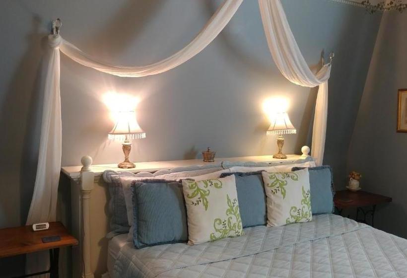 בית מלון כפרי The Iron Gate Inn