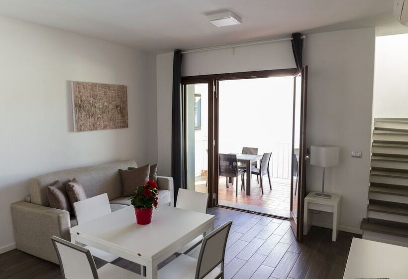 בית מלון כפרי The Florence Hills Resort & Wellness