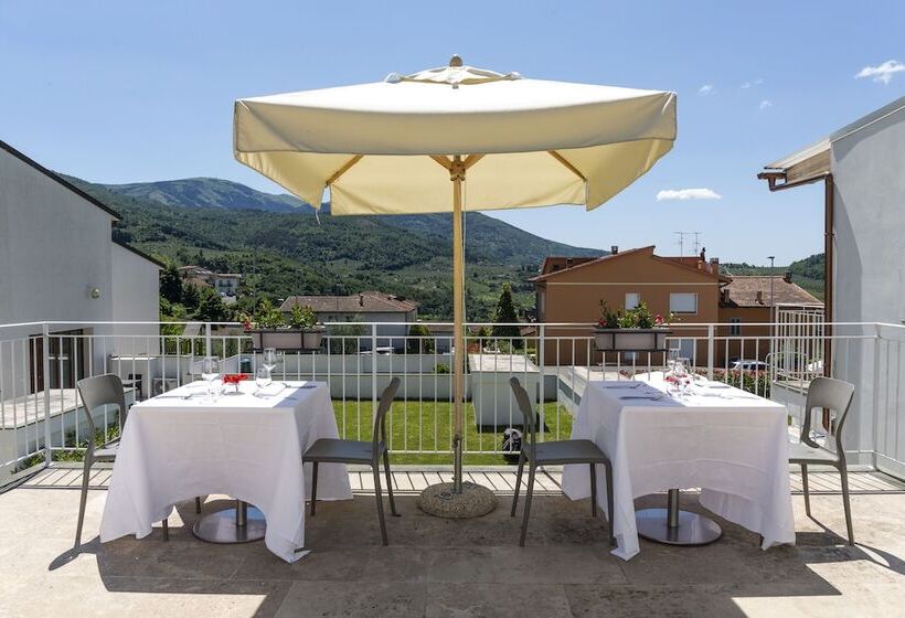 فندق The Florence Hills Resort & Wellness