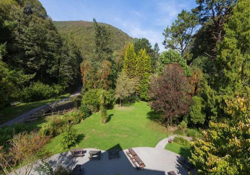 ホテル The Hunters Inn