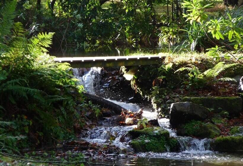 ホテル The Hunters Inn