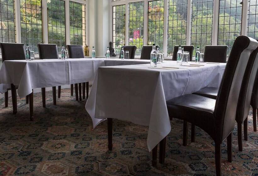 ホテル The Hunters Inn