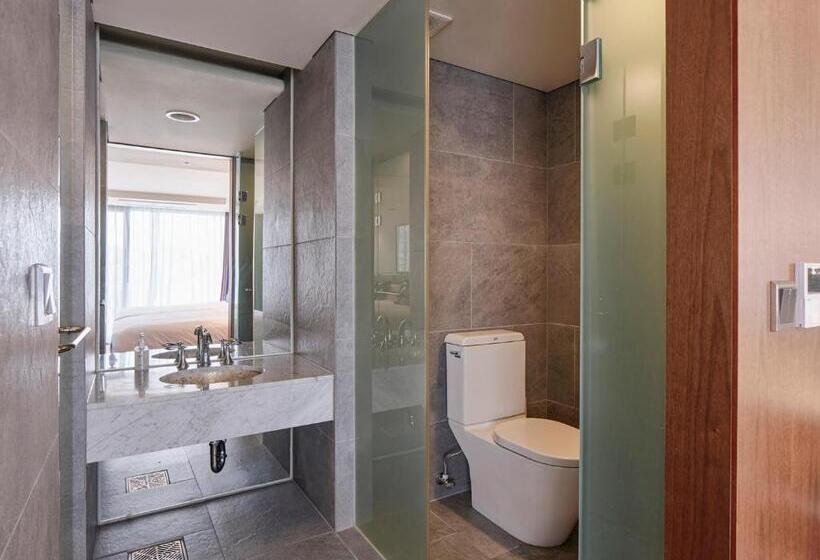 ホテル The Island Blue