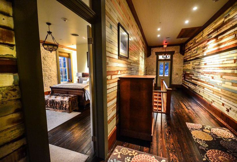 호텔 Legendary Texas Polo Club At Phillip Manor Sqaure B&b