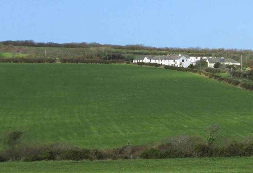 فندق The West Country Inn