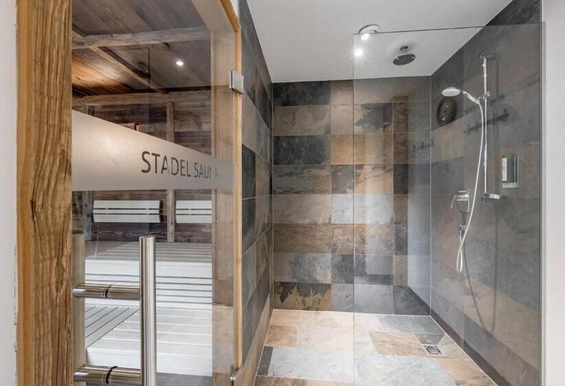 Отель Tilia Living