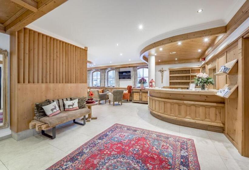 Отель Tilia Living