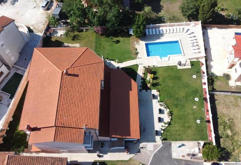 酒店 Villa Natalija