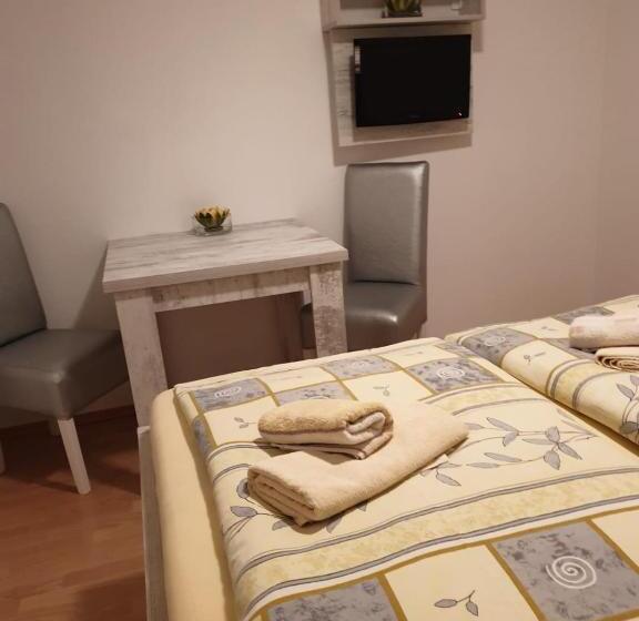 酒店 Villa Natalija