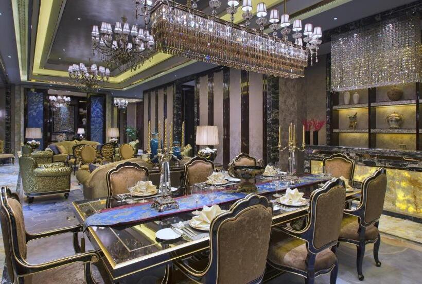 هتل Wanda Vista Kunming