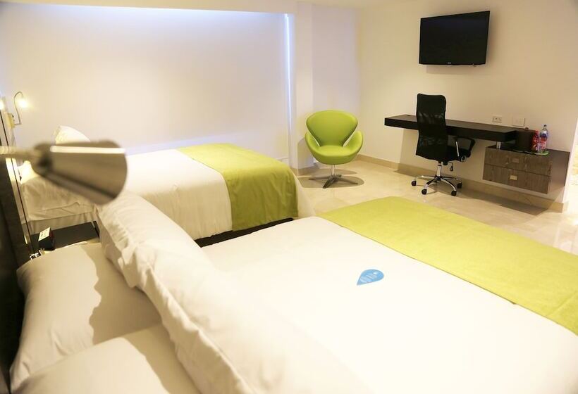 Отель Washington Plaza