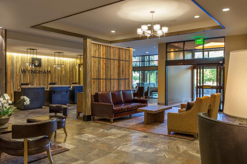 בית מלון כפרי Club Wyndham Resort At Avon