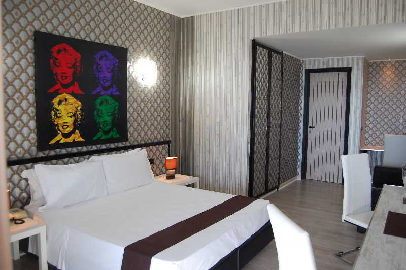 Majestic Luxury Hotel Castro