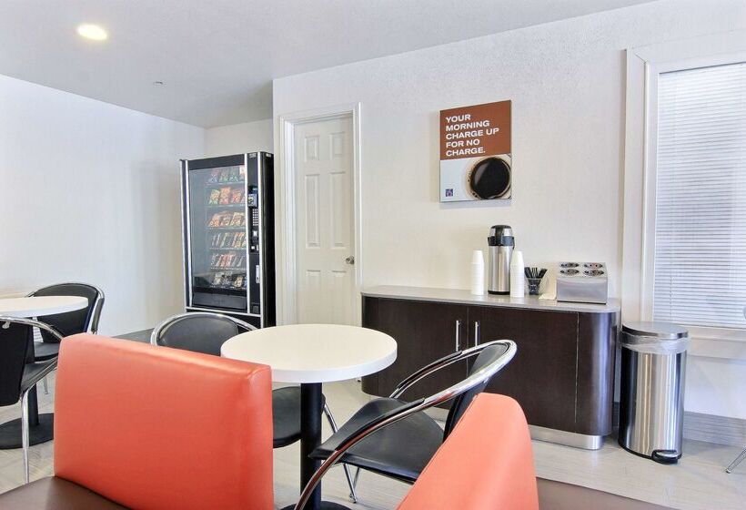 Motel 6 Rockport, Tx