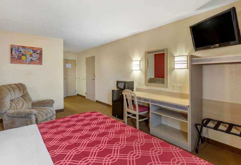 فندق على الطريق Econo Lodge
