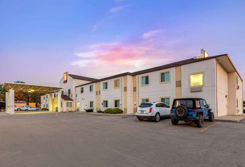 فندق على الطريق Econo Lodge