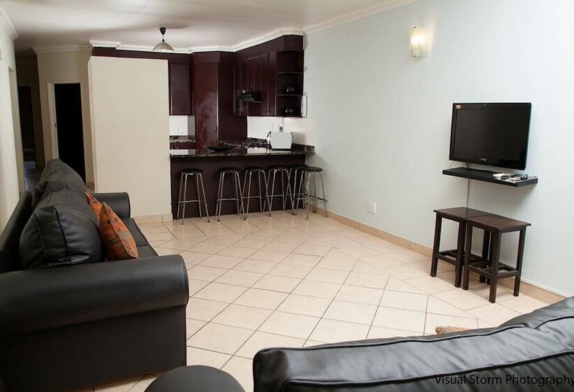 Palm Valley Inn And Day Spa