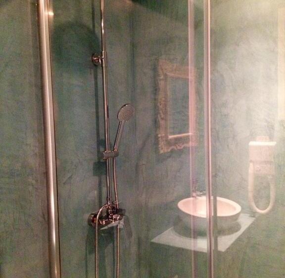 Paradise Design Apartments