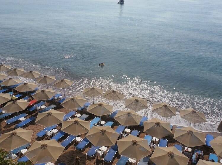 Paris Village Apartments